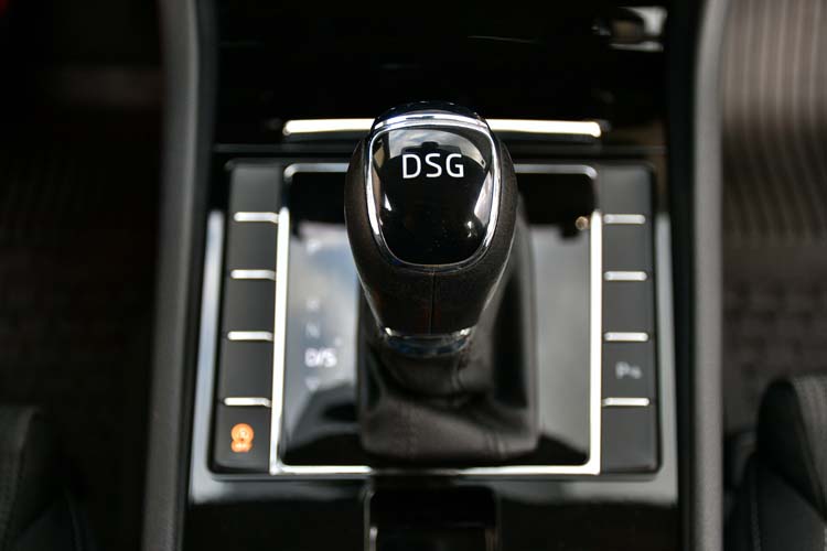 Skoda Superb 2.0 TDI DSG Sportline