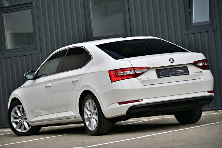 Skoda Superb 2.0 TDI DSG Sportline