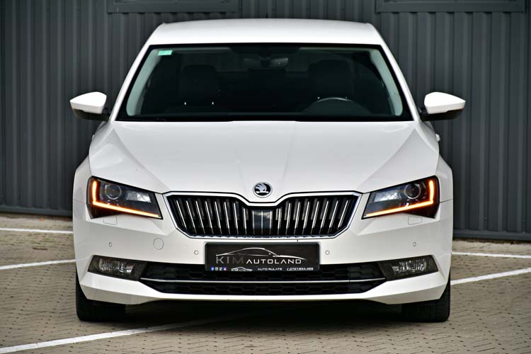 Skoda Superb 2.0 TDI DSG Sportline
