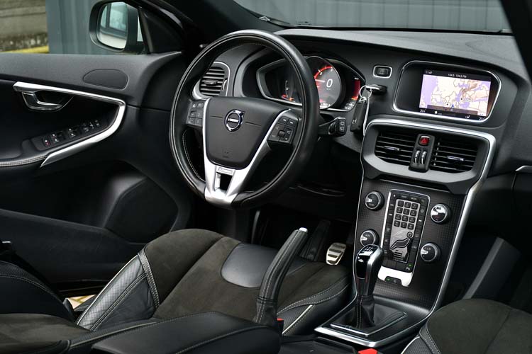 Volvo V40 D2 RDesign Edition