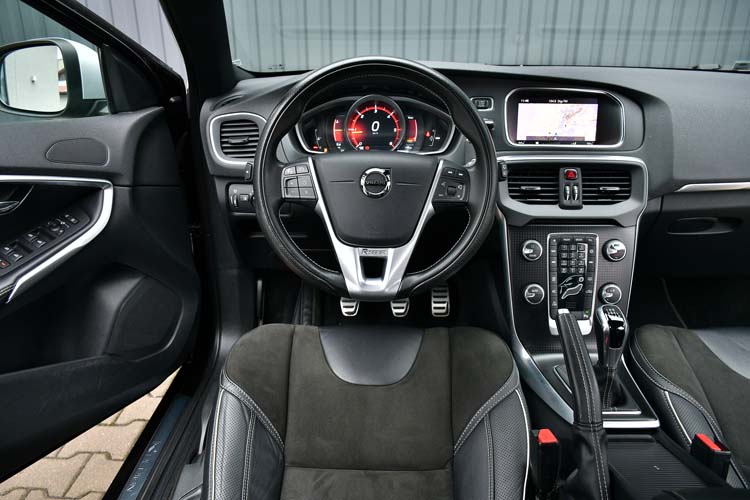 Volvo V40 D2 RDesign Edition