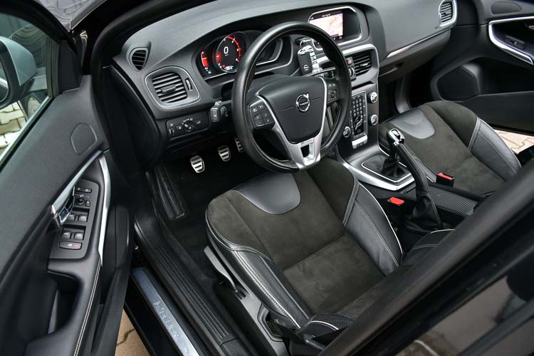Volvo V40 D2 RDesign Edition