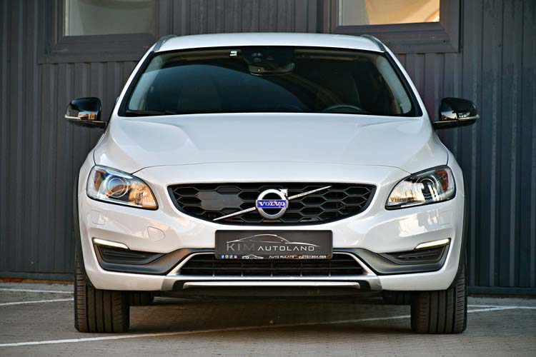 Volvo V60 Cross Country D4 AWD Geartronic Momentum