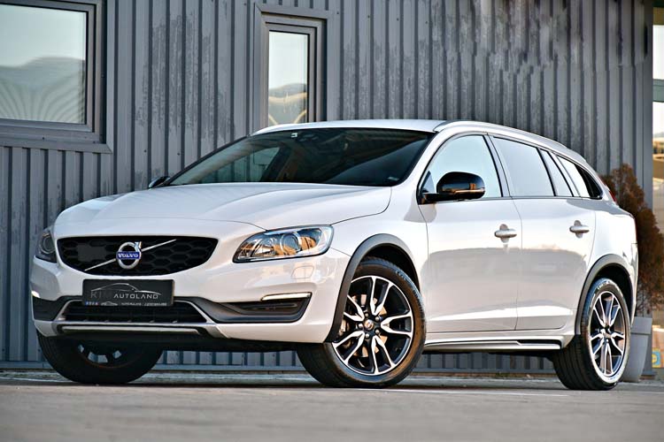 Volvo V60 Cross Country D4 AWD Geartronic Momentum