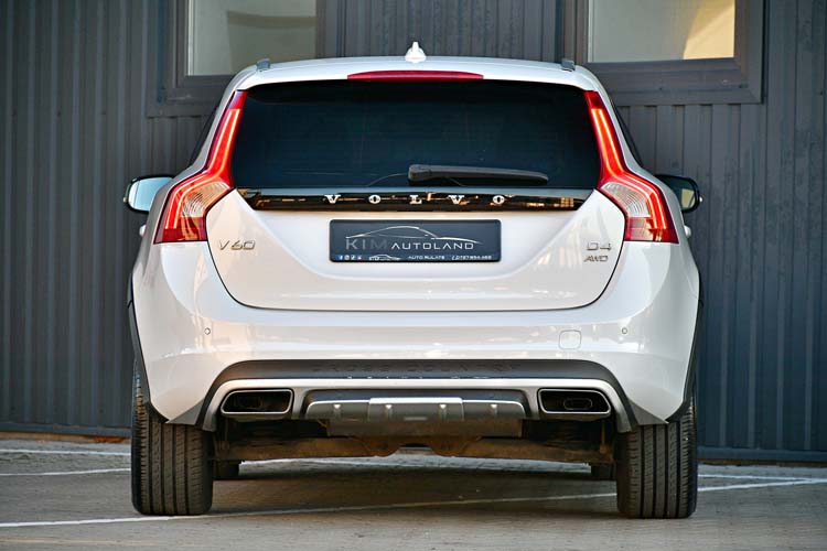 Volvo V60 Cross Country D4 AWD Geartronic Momentum