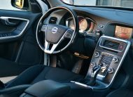 Volvo V60 Cross Country D4 AWD Geartronic Momentum