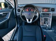 Volvo V60 Cross Country D4 AWD Geartronic Momentum