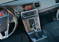 Volvo V60 Cross Country D4 AWD Geartronic Momentum