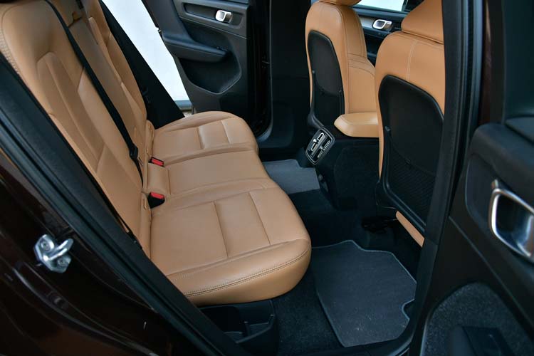 Volvo XC 40 D4 AWD Inscription