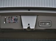 Volvo XC60 2.0 B4 MHEV AT8 AWD R Design