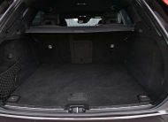 Volvo XC60 2.0 B4 MHEV AT8 AWD R Design