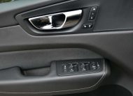 Volvo XC60 2.0 B4 MHEV AT8 AWD R Design