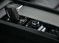 Volvo XC60 2.0 B4 MHEV AT8 AWD R Design