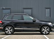 Volkswagen Touareg V6 TDI R Line & Supreme Plus