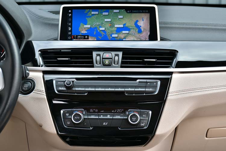 BMW X1 sDrive 18d xLine Luxury