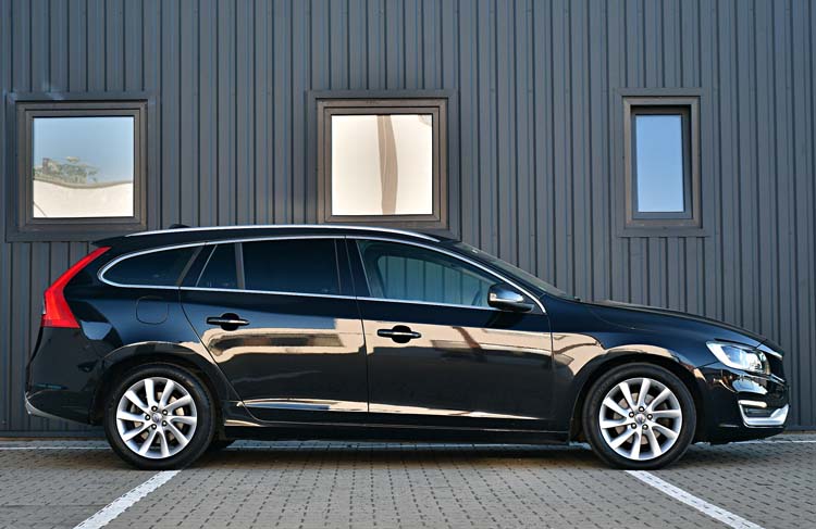 Volvo V60 D4 Geartronic Summum