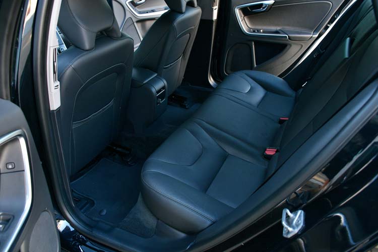 Volvo V60 D4 Geartronic Summum