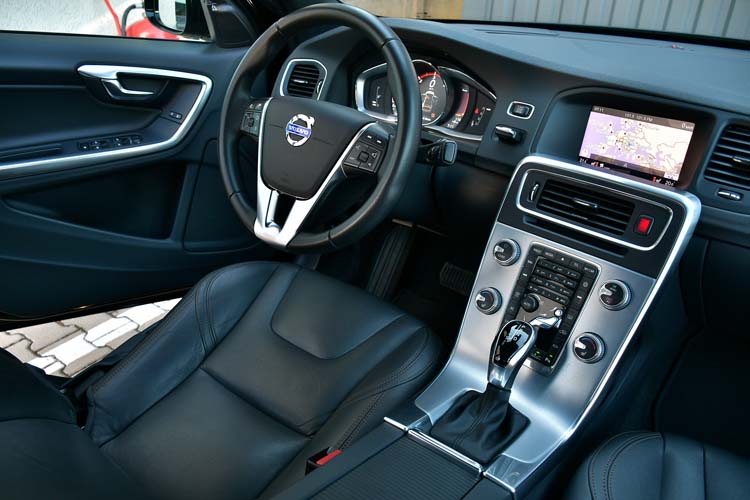 Volvo S60 Cross Country D4 Geartronic Summum