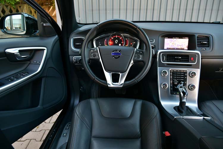 Volvo S60 Cross Country D4 Geartronic Summum