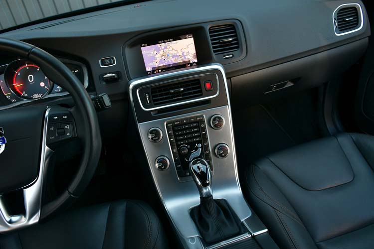 Volvo S60 Cross Country D4 Geartronic Summum