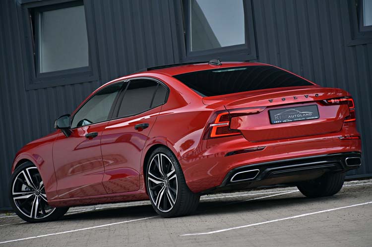 VOLVO S60 2.0 T5 Geartronic R Design