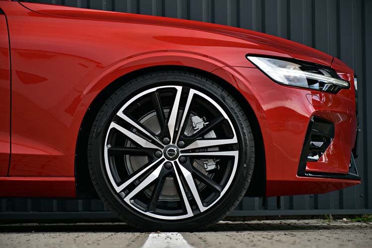VOLVO S60 2.0 T5 Geartronic R Design