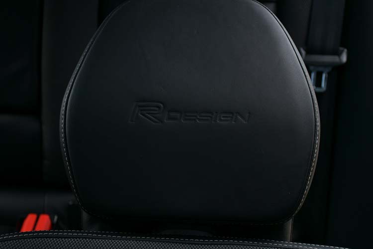 VOLVO S60 2.0 T5 Geartronic R Design