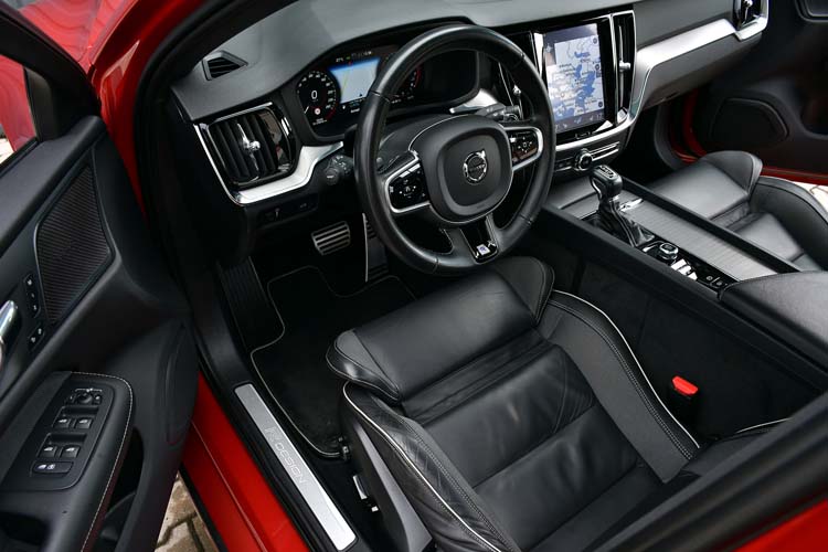VOLVO S60 2.0 T5 Geartronic R Design