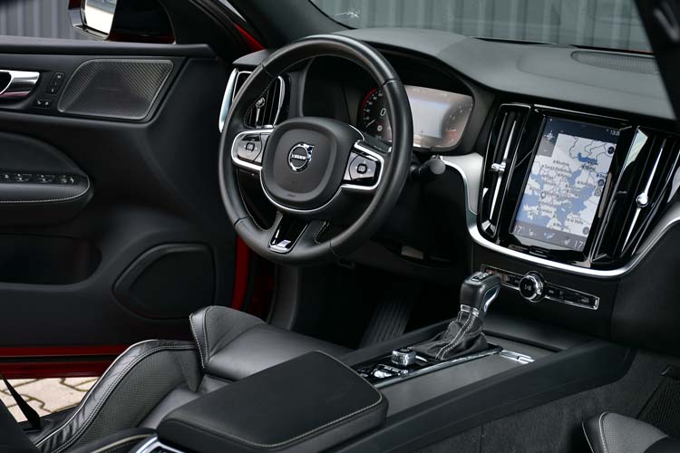 VOLVO S60 2.0 T5 Geartronic R Design