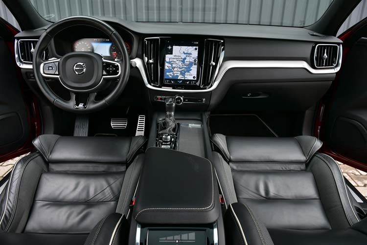 VOLVO S60 2.0 T5 Geartronic R Design