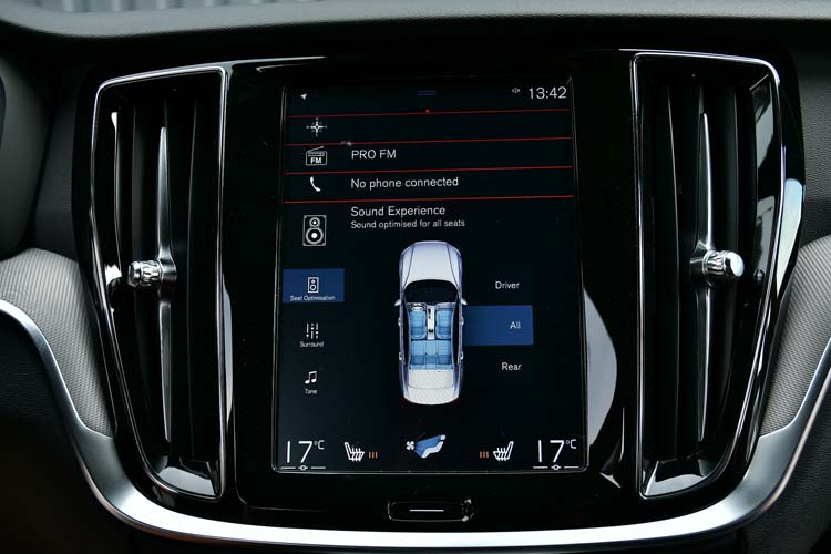 VOLVO S60 2.0 T5 Geartronic R Design