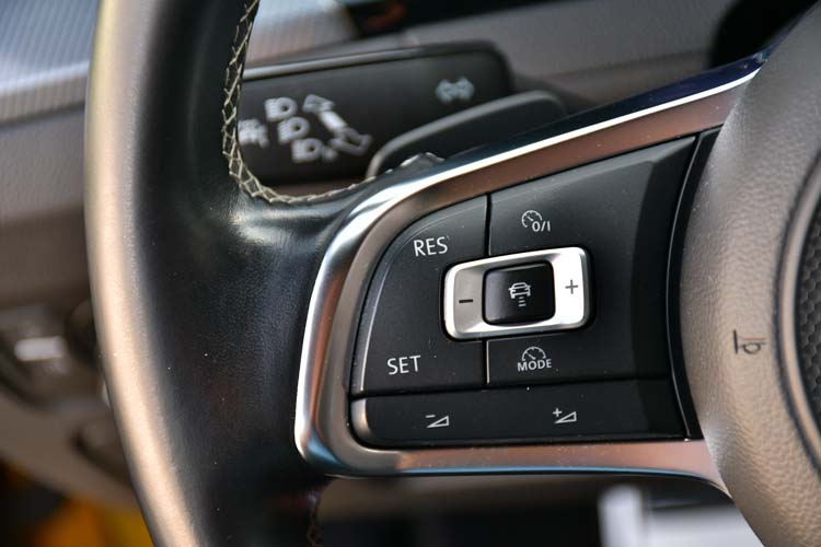Volkswagen ARTEON 2.0 TDI DSG R-Line
