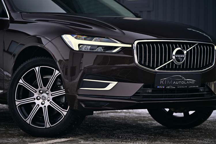 VOLVO XC60 2.0 D4 INSCRIPTION Edition