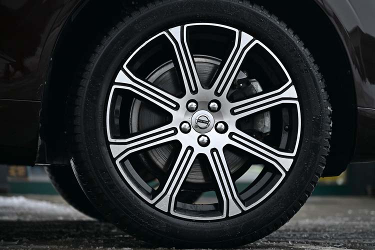 VOLVO XC60 2.0 D4 INSCRIPTION Edition