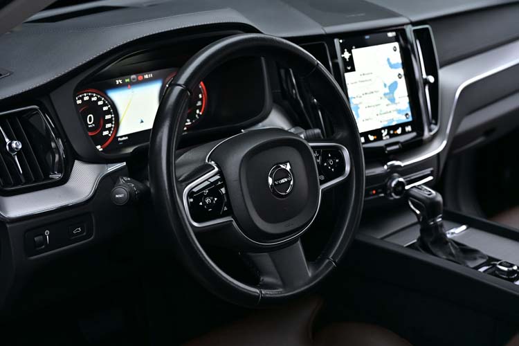 VOLVO XC60 2.0 D4 INSCRIPTION Edition