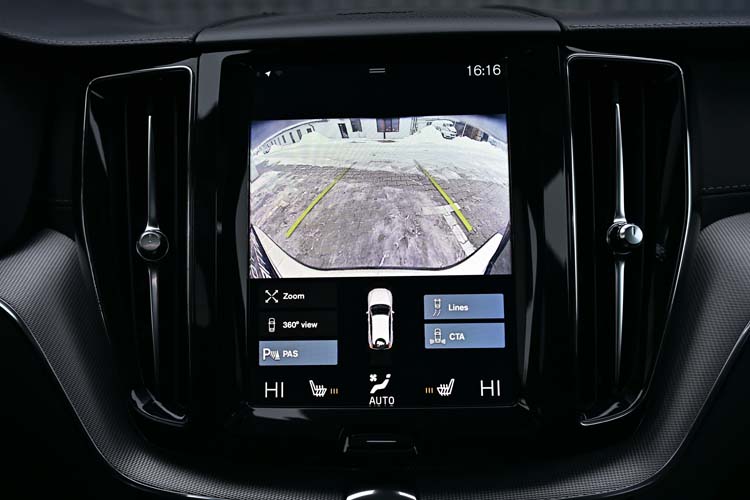 VOLVO XC60 2.0 D4 INSCRIPTION Edition