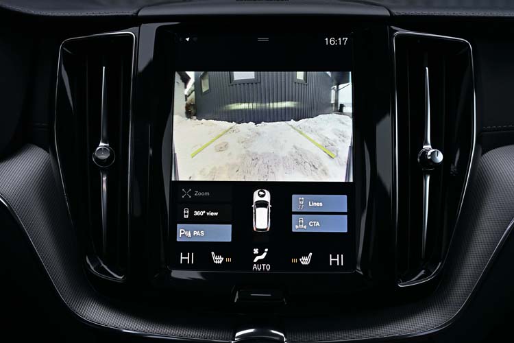 VOLVO XC60 2.0 D4 INSCRIPTION Edition