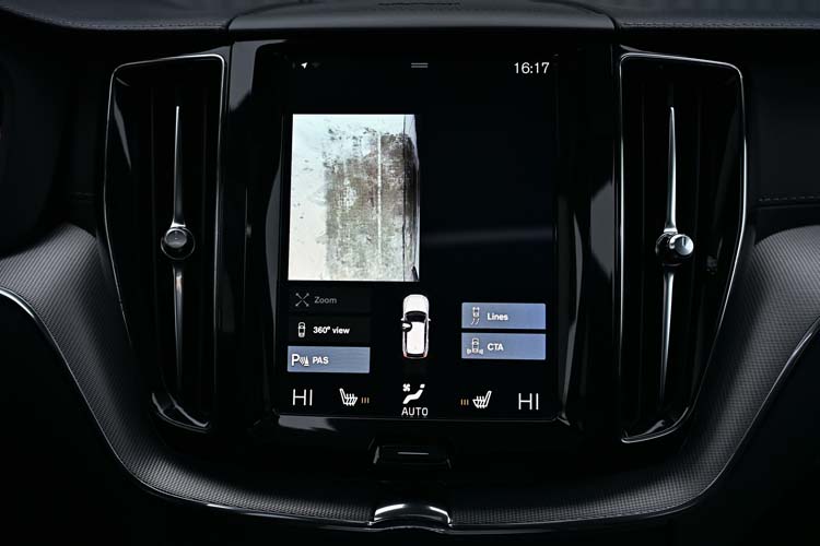 VOLVO XC60 2.0 D4 INSCRIPTION Edition