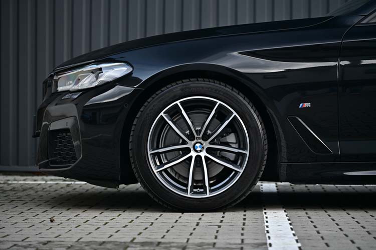 BMW 520d Mild-Hybrid M Sport Edition
