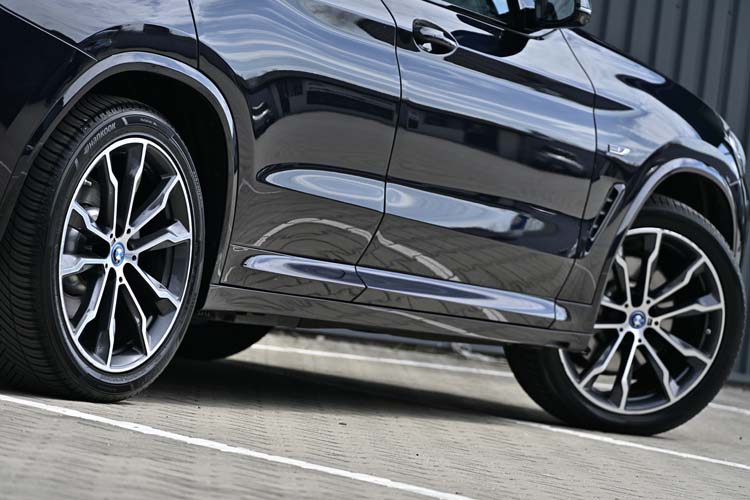 BMW X3 xDrive30e Aut. Plug-In Hibrid M Pachet