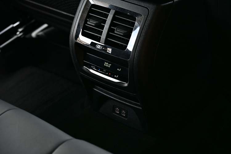 BMW X3 xDrive30e Aut. Plug-In Hibrid M Pachet