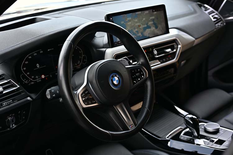 BMW X3 xDrive30e Aut. Plug-In Hibrid M Pachet