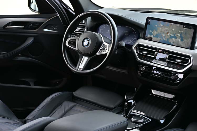 BMW X3 xDrive30e Aut. Plug-In Hibrid M Pachet