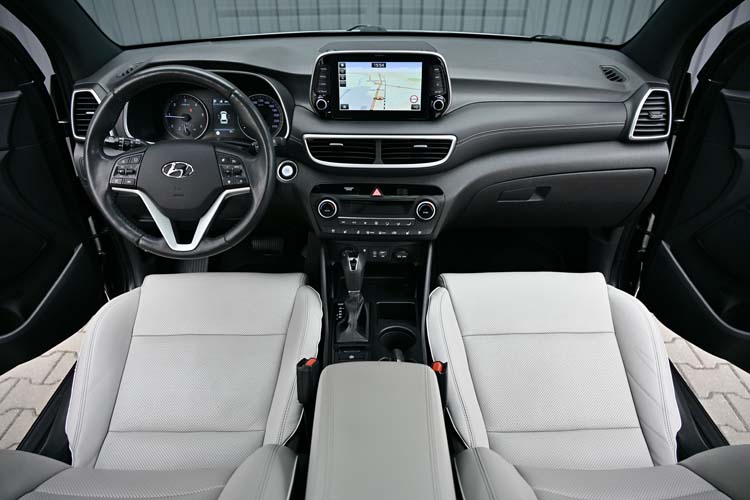 Hyundai Tucson blue 1.6 CRDi 2WD DCT Premium