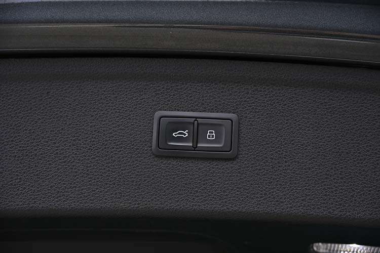 Audi Q5 50 TFSIe Quattro S Line Plug In Hybrid