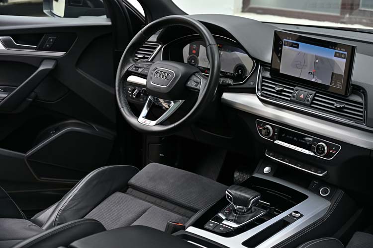 Audi Q5 50 TFSIe Quattro S Line Plug In Hybrid