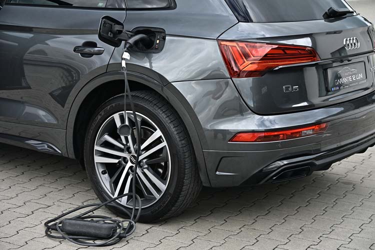 Audi Q5 50 TFSIe Quattro S Line Plug In Hybrid