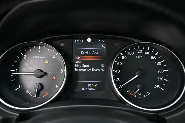 Nissan Qashqai 1.5 DCI TEKNA+