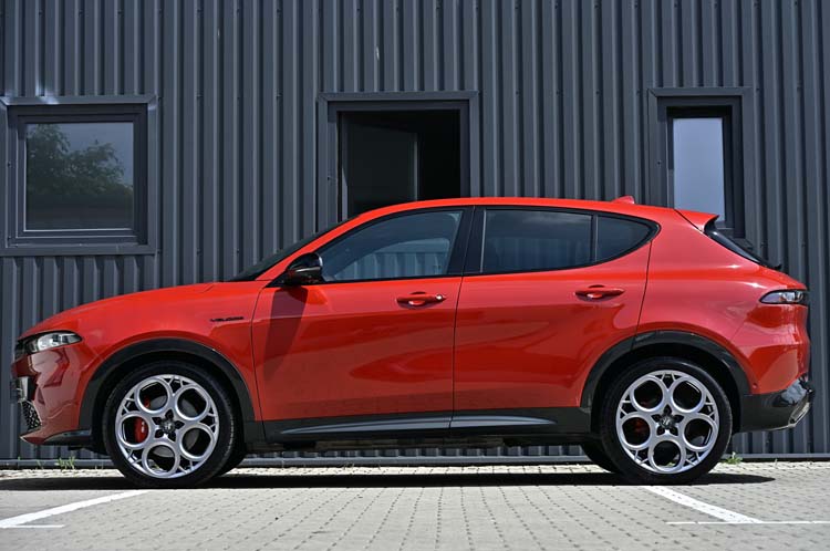 Alfa Romeo Tonale 1.5 FWD AT MHEV Veloce