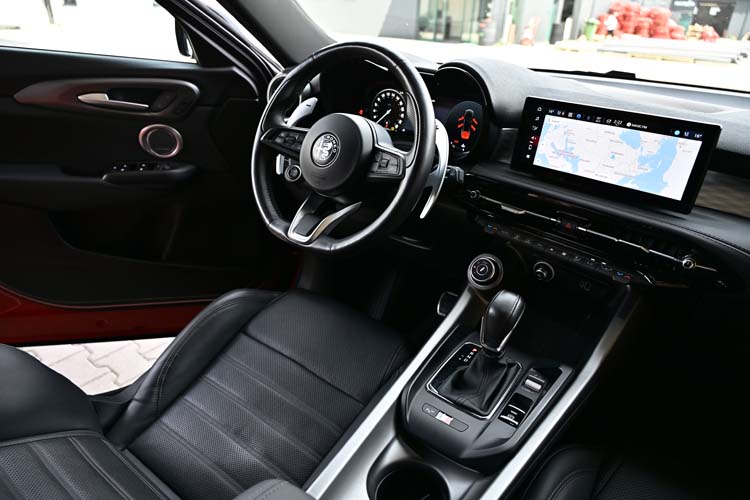 Alfa Romeo Tonale 1.5 FWD AT MHEV Veloce